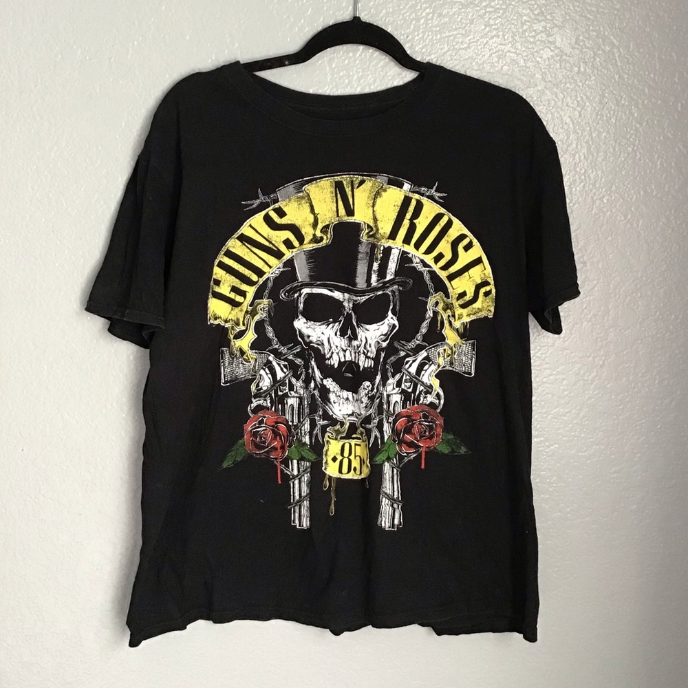 Guns & Roses Tee
